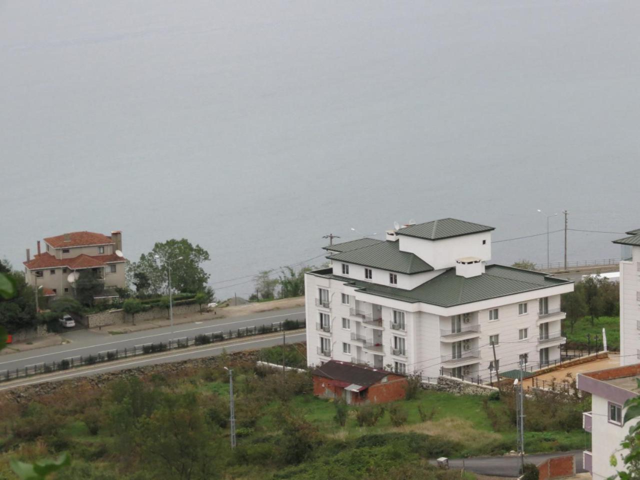 Black Rose Aparthotel Kasustu ภายนอก รูปภาพ